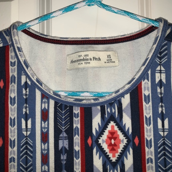 fun and quirky bodycon - Picture 2 of 3